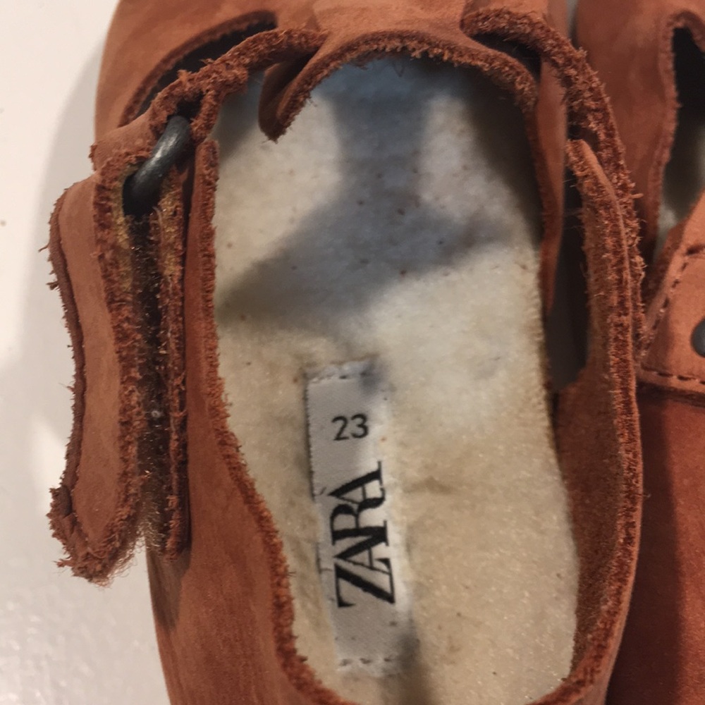 SOLD!! ZARA Girls Shoe Leather Top Brown Size 23 E - Picture 4 of 6